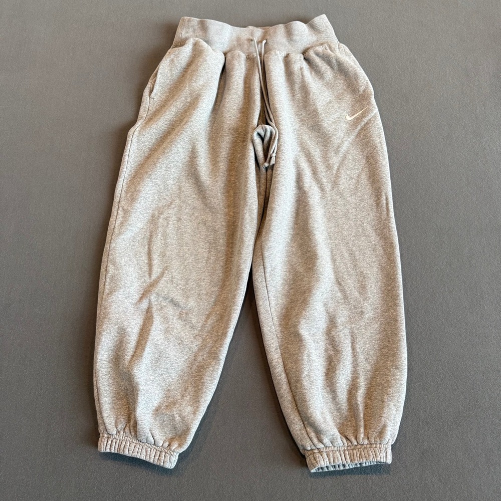 Nike Women's High Waisted Oversized Fleece Jogger Sweatpants Gray Size M
